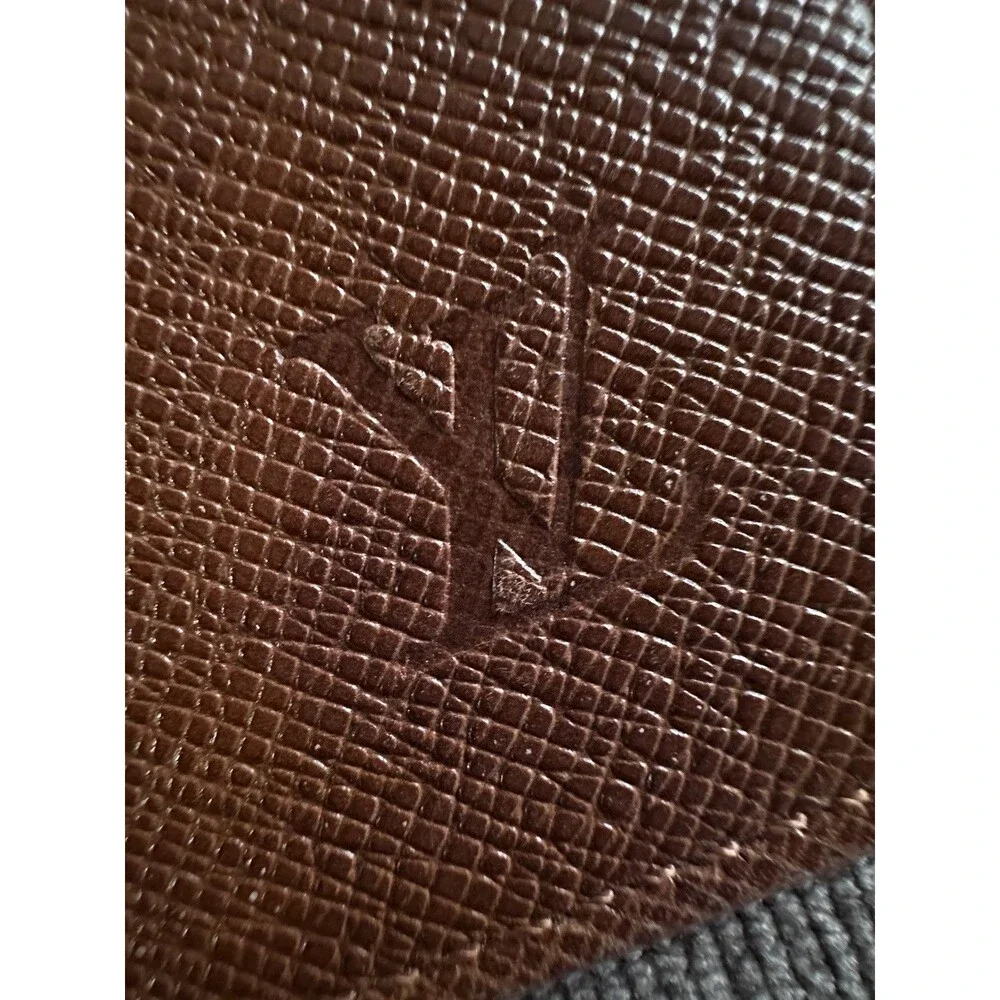 NEW 🔥 Louis Vuitton Brown ID Holder Card Wallet Insert Never used